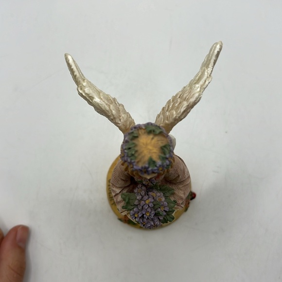 Flower Angel March Violet Figurine Resin 1995 Linda Grayson Collection - Picture 6 of 16